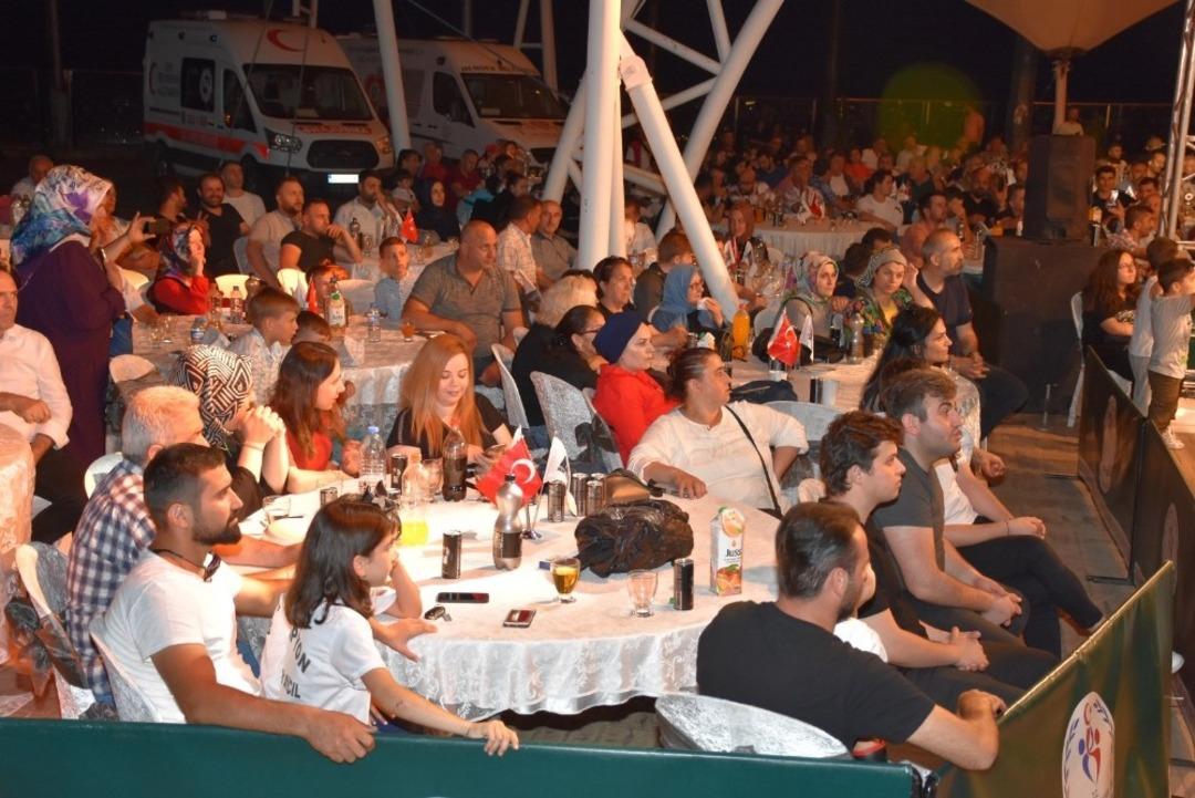 Kicks Boks Şampiyonlar Ligi m&uuml;sabakaları nefes kesti