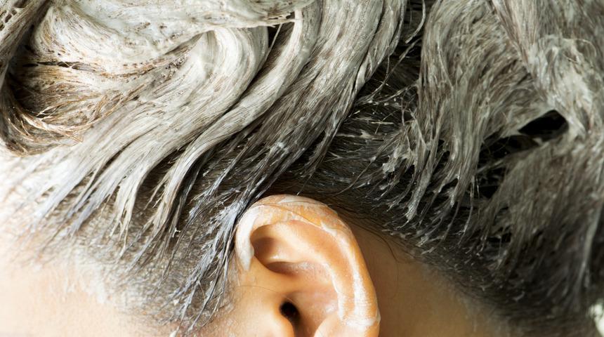 Kuaförün yolunu unutacaksınız! Saçları doğal olarak boyamanın 3 yolu