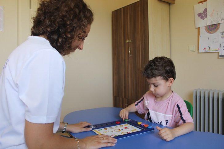 Annesinin erken müdahalesi, otizmli Ömer Faruk’u hayata bağladı G5