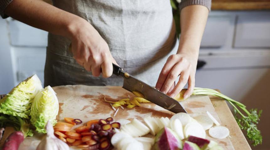 Yemek Yapmak Neden Daha İyi Hissetmenize Neden Olur? 