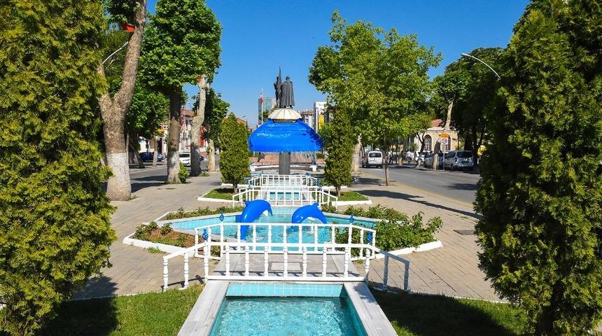 Şemsiyeli havuzlar onarıldı