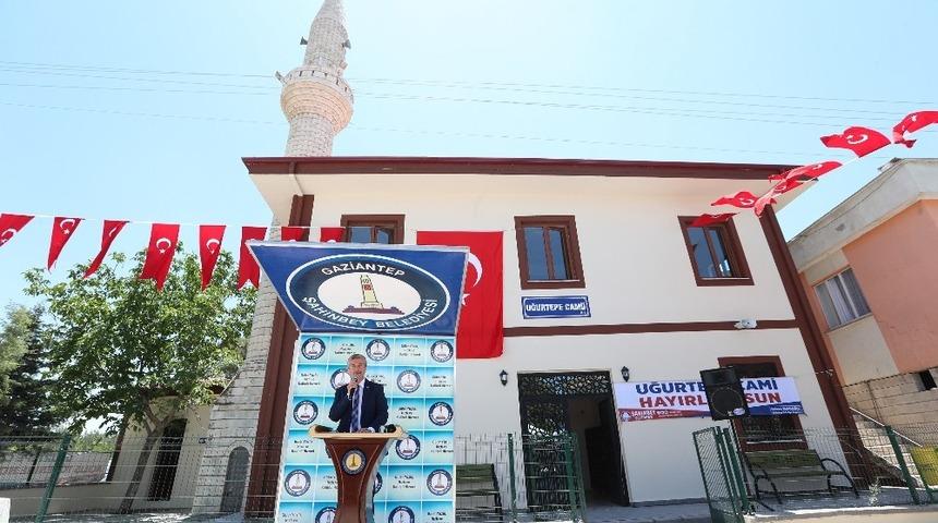 Uğurtepe Cami hizmete a&ccedil;ıldı