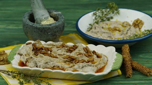 Tahinli tarator nasıl yapılır?