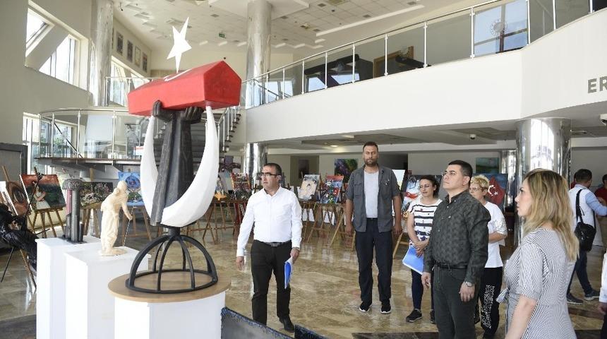 15 Temmuz eserleri &ouml;d&uuml;llendiriliyor