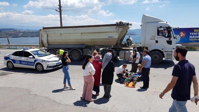 Gemlik’te motor kazası ucuz atlatıldı