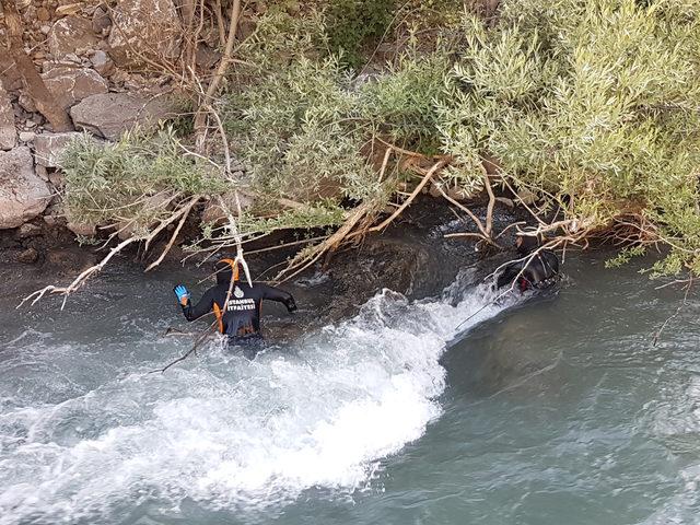 Munzur Nehri'ne düşüp, kaybolan Engin 16 gündür aranıyor
