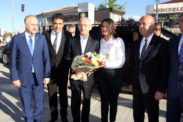 Kemal Kılıçdaroğlu, Kırşehir'de CHP'li belediyeleri ziyaret etti