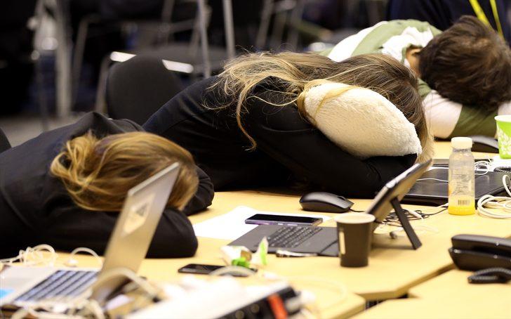 AB Liderler Zirvesi'nde ilginç görüntüler G1