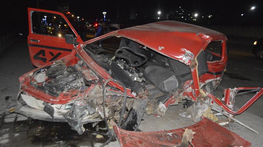 Kütahya'da trafik kazası: 3 yaralı