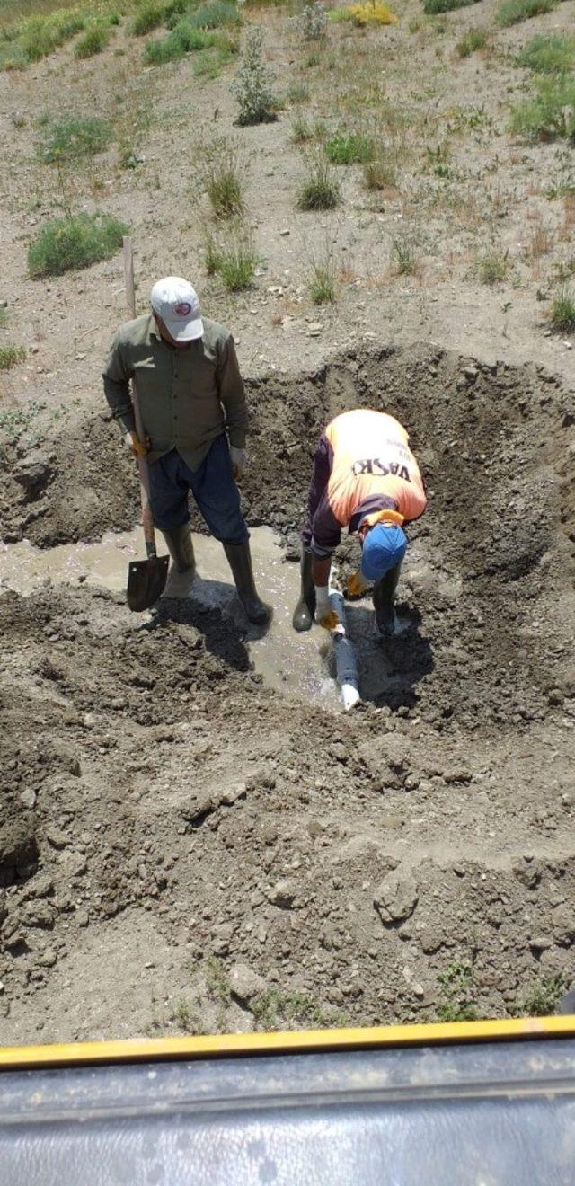 Temmuz ayında diz boyu karda arıza onarımı