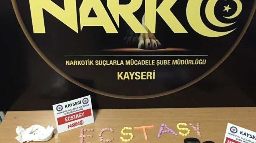 Uyuşturucu operasyonunda 4 kişi yakalandı