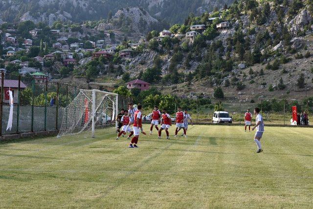 Büyükşehir destekli Kızıldağ Futbol Turnuvası başladı