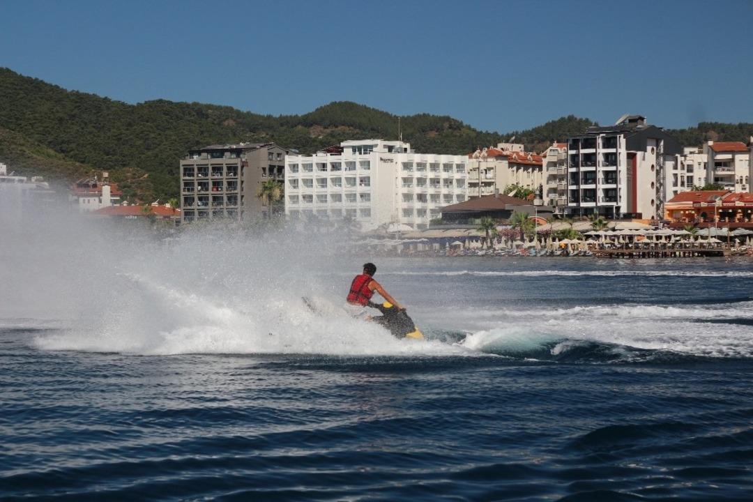 Kabotaj Bayramını jetski şovuyla kutladılar