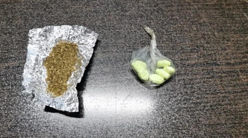 Jandarma ekiplerinden uyuşturucu baskını: 6 g&ouml;zaltı