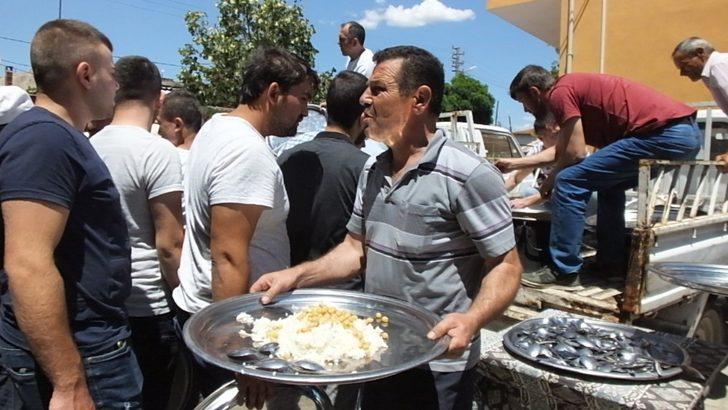 Balıkesirli kadın muhtar binlerce vatandaşı hayırda buluşturdu G4