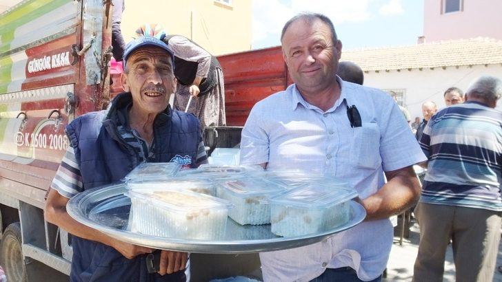 Balıkesirli kadın muhtar binlerce vatandaşı hayırda buluşturdu G5