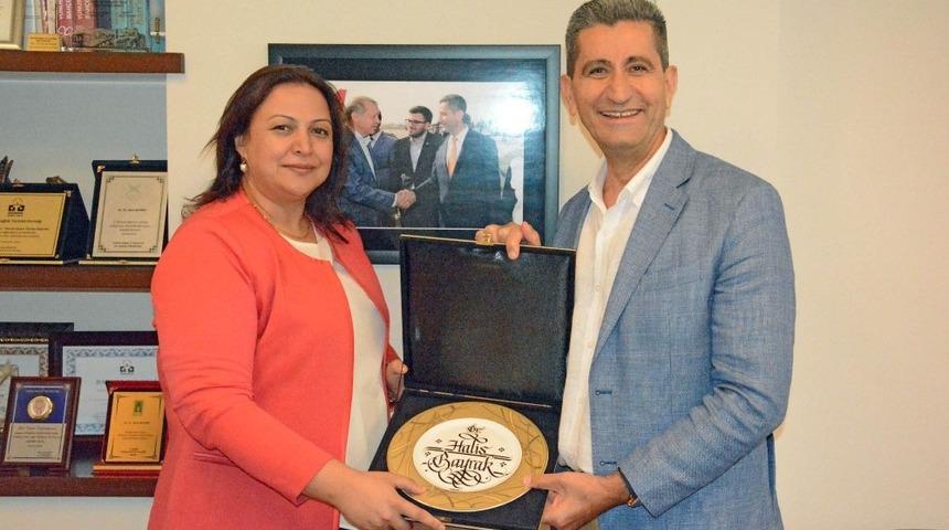 Sevgi evlerinde kalan &ouml;ğrenciler kariyer planlamasını sahada yapıyor