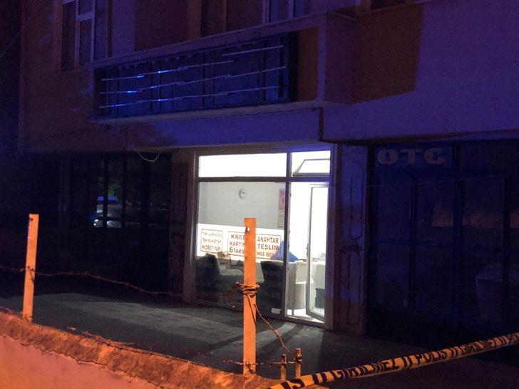 Akyazı’da iş yeri kurşunlandı G3