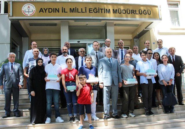 Milli Eğitim Müdürü Okumuş, Aydın’ın LGS şampiyonlarını ödüllendirdi