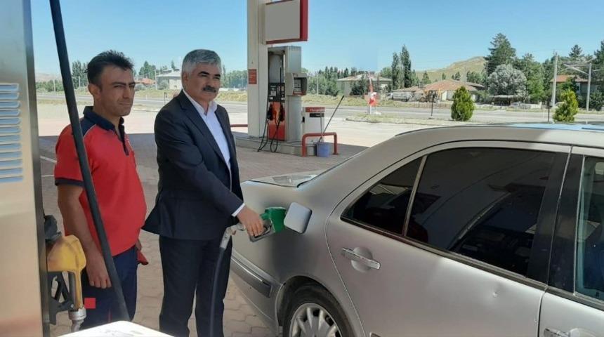 Belediye&rsquo;nin bir yıldır s&uuml;ren akaryakıt sıkıntısı &ccedil;&ouml;z&uuml;ld&uuml;