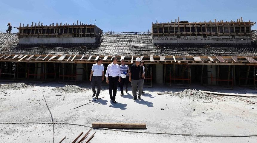 Başkan B&uuml;y&uuml;kakın spor tesisini yerinde inceledi