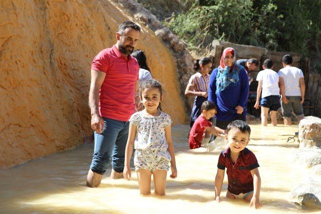 Vatandaşlar, hafta sonu İspendere İ&ccedil;melerine akın etti 1