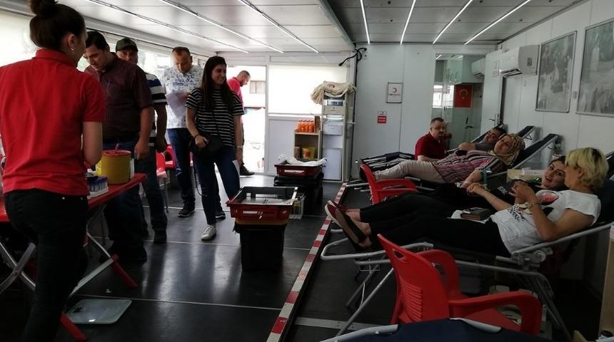 Kastamonu&rsquo;da 142 &uuml;nite kan toplandı