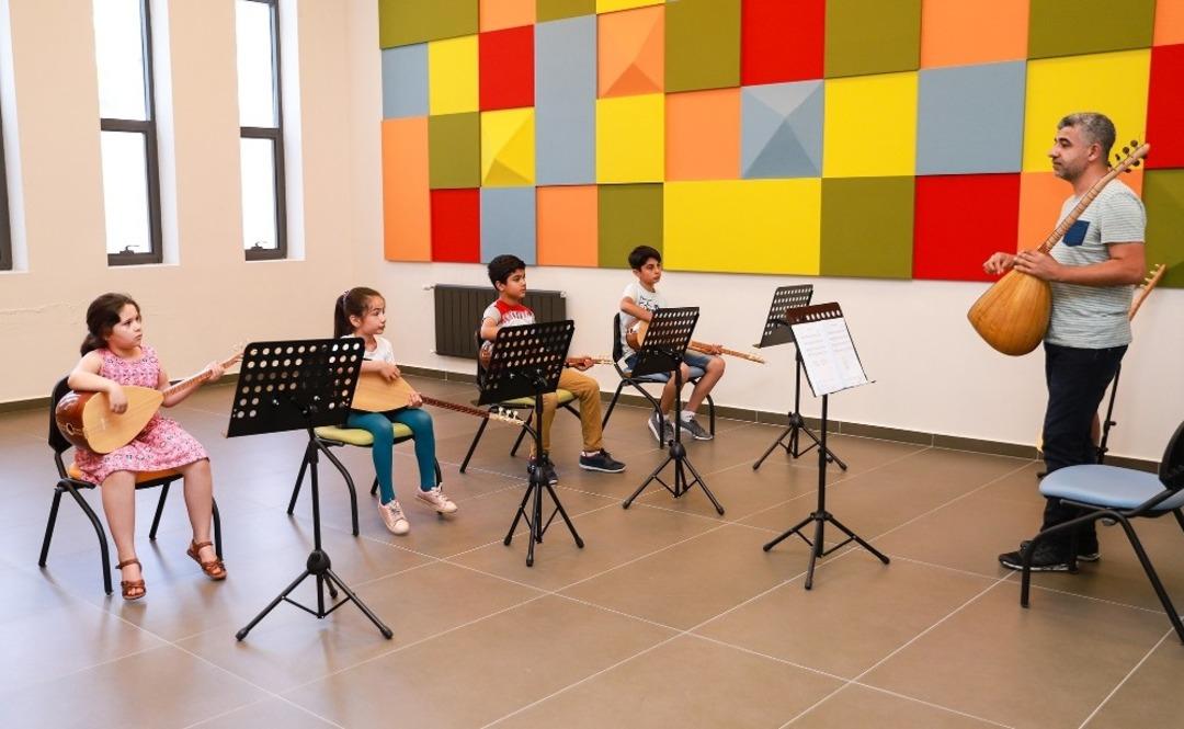 ŞSM&rsquo;deki bağlama kursuna yoğun ilgi