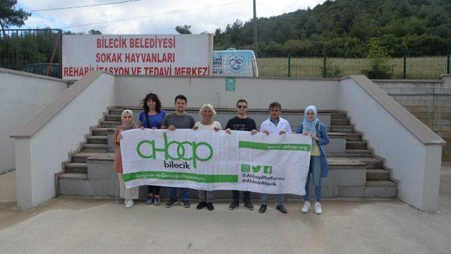 AHBAP üyelerinden barınak ziyareti