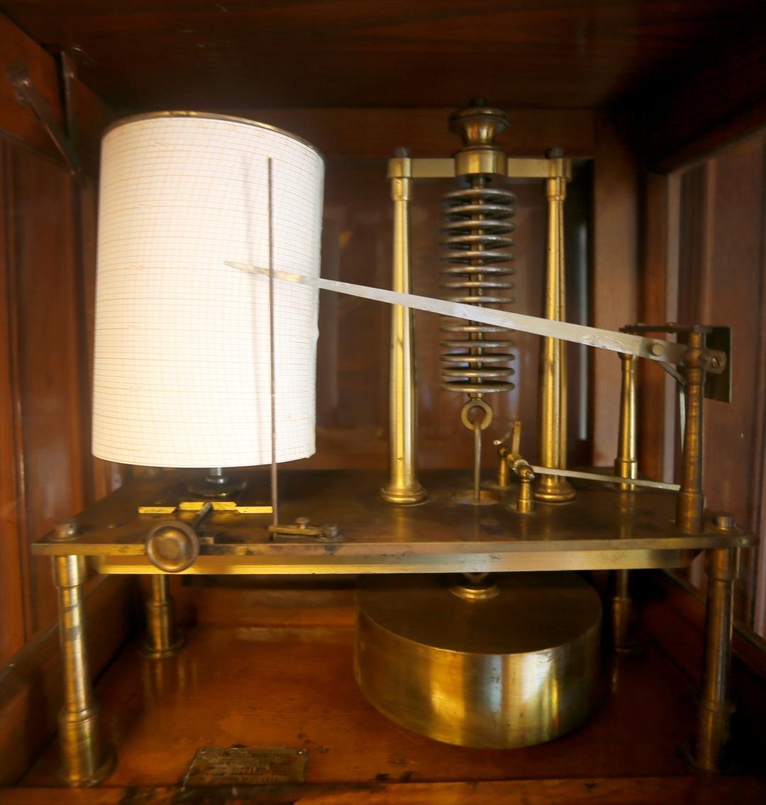 108 yıldır aynı tepeden g&ouml;zlem yapıyor