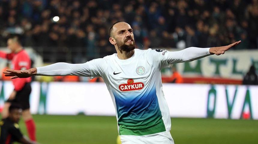 Vedat Muriç: Kendim, Rize’de doğan minik oğlum ve eşim adına; hoşça kalın