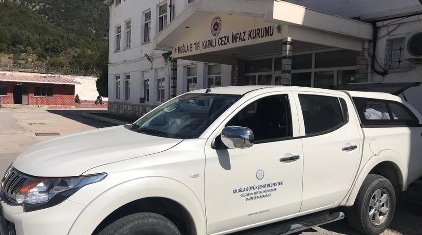 &rsquo;Mor Yaşam&rsquo; ile 789 adet hijyen paketi dağıtıldı