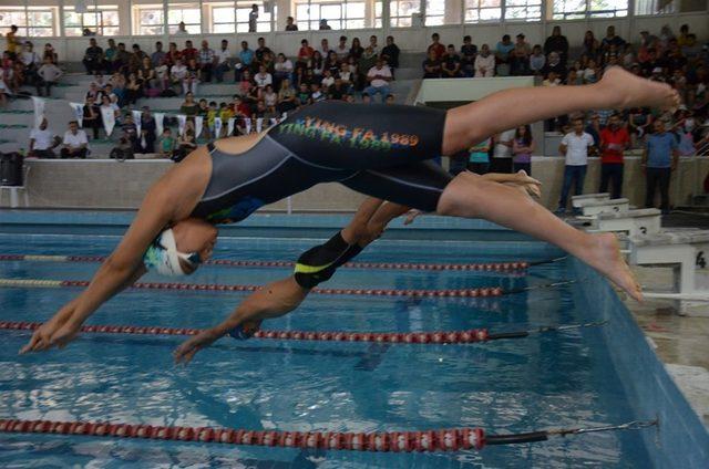 Malatya’da spor merkezleri törenle hizmete girdi