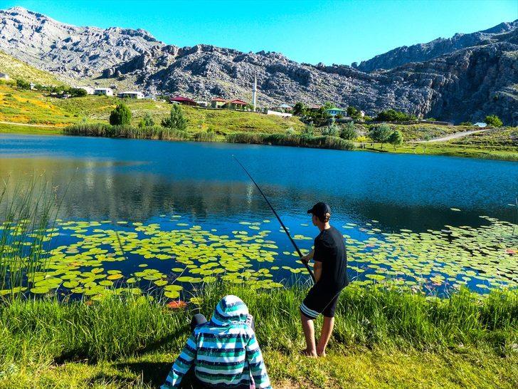 Toroslar'ın incisi Dipsiz Göl doğaseverlerin gözdesi G4