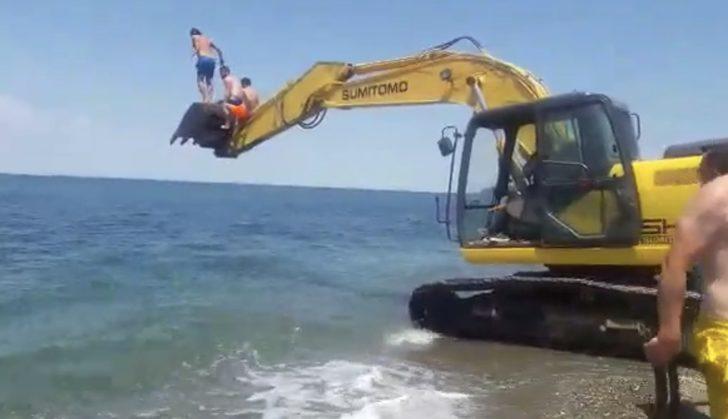  İş makinesiyle deniz keyfi G2