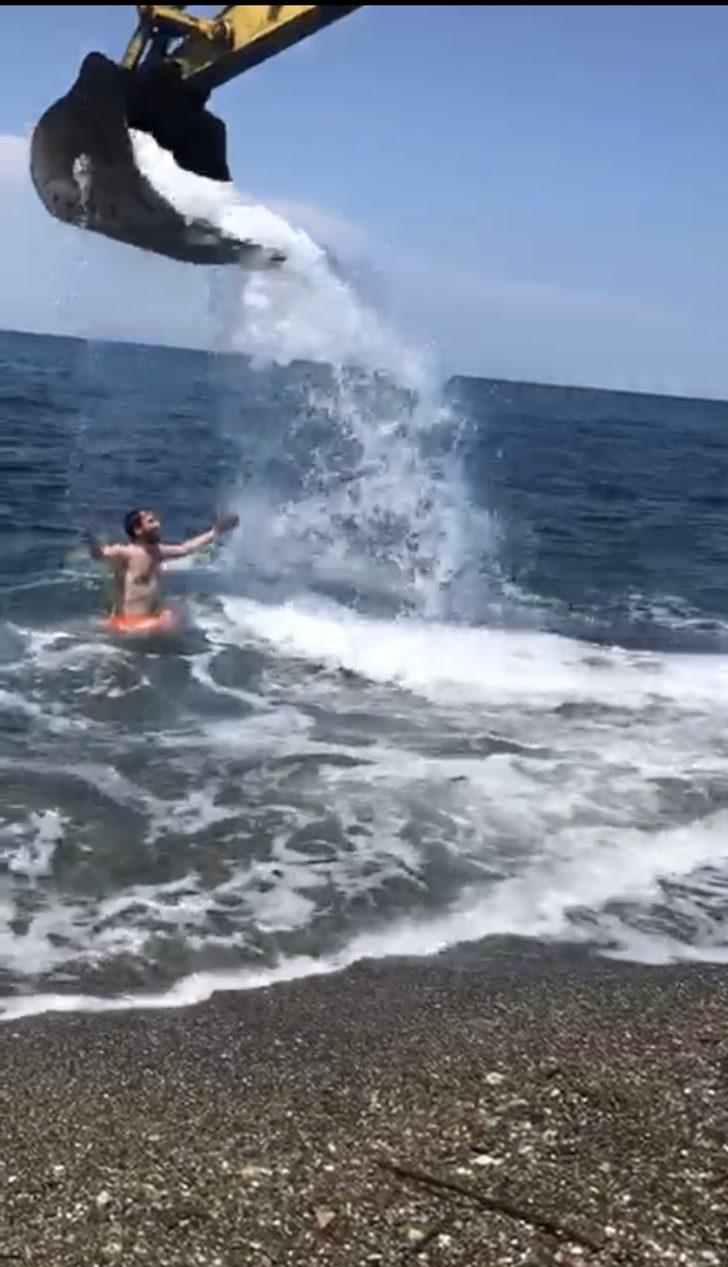  İş makinesiyle deniz keyfi G4