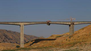  Hasankeyf-2 Köprüsü'nde son 30 metre
