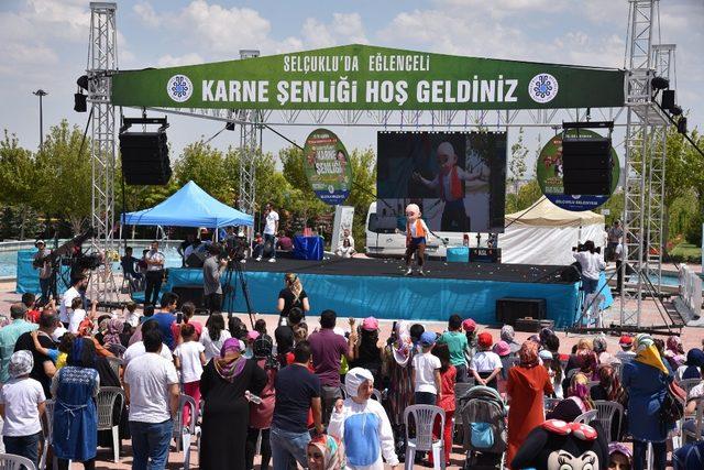 Selçuklu’da çocuklar karne şenliğinde doyasıya eğlendi