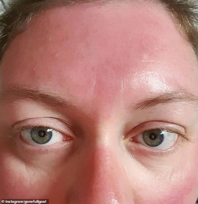 15476386-7199985-_Always_wear_sunscreen_kids_Instagram_user_Jo_shared_this_snap_o-a-101_1561978141560