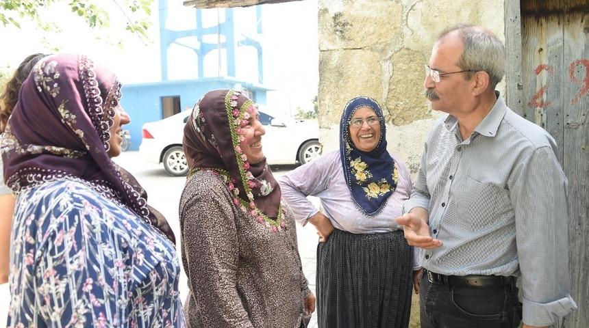 Başkan Bozdoğan, bir ayda 134 kırsal mahalleyi ziyaret etti