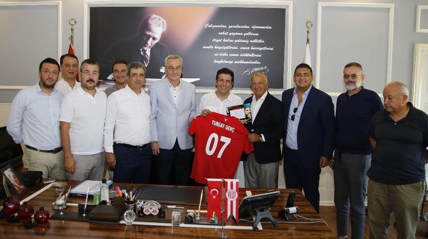 Başkan Gen&ccedil;, Antalyaspor Derneği&rsquo;ni ve y&ouml;netimi ağırladı