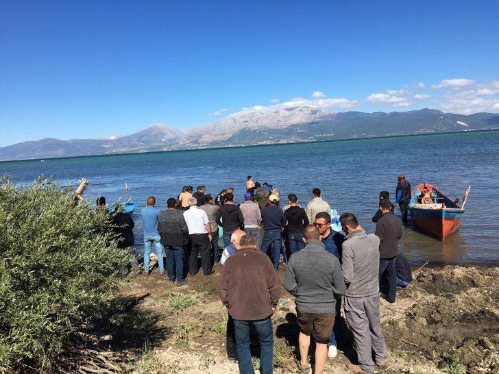 Gölde kaybolan AK Parti ilçe yöneticisinin cansız bedenine ulaşıldı G4