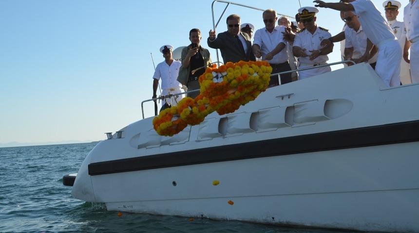 Didim&rsquo;de deniz şehitleri anısına &ccedil;elenk bırakıldı