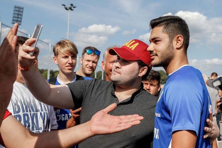 Ozan Kabak, Kicker dergisinde haftanın 11'inde G2