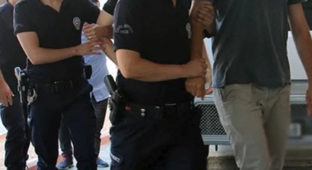 Başkent'te 9 ayrı adrese eş zamanlı baskın: G&ouml;zaltılar var!