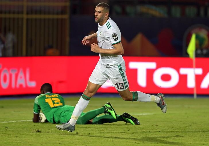 Eski Fenerbahçeli Slimani Fransa'da şova devam ediyor G1