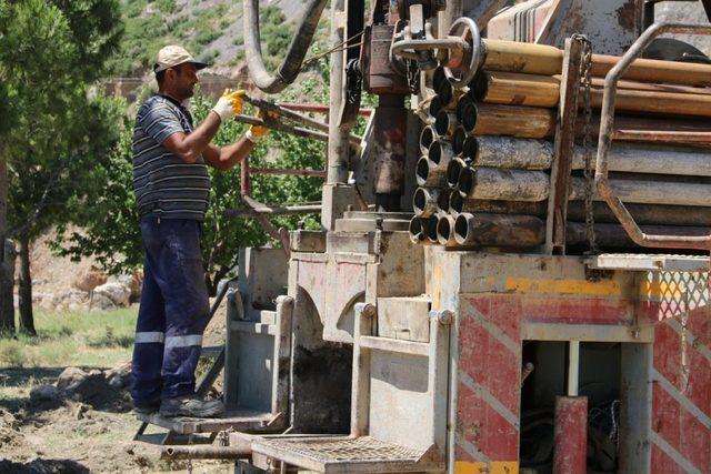 Büyükşehir Sazlı ve Savuca’da sondaj çalışması başlattı