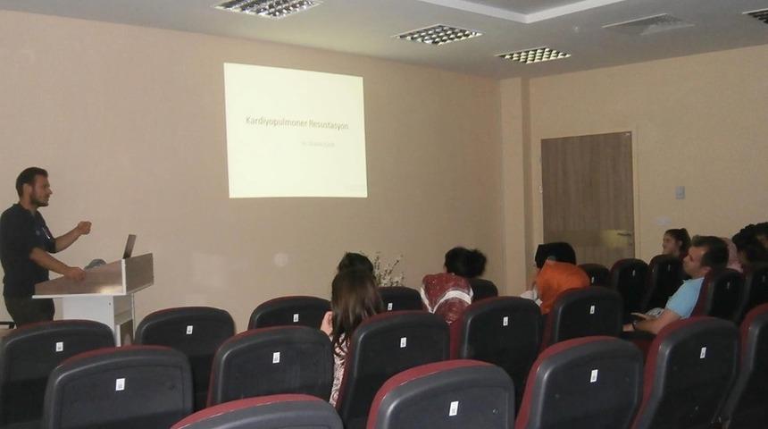 Hastane personeline &rsquo;Temel yaşam ve ileri yaşam desteği eğitimi&rsquo;