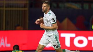 Slimani Cezayir'i sırtladı