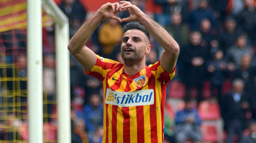 Deniz Türüç: Kayserispor'da mutluyum